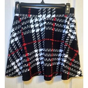 Women’s Mini Skirt Size Medium Shein Red Black White‎